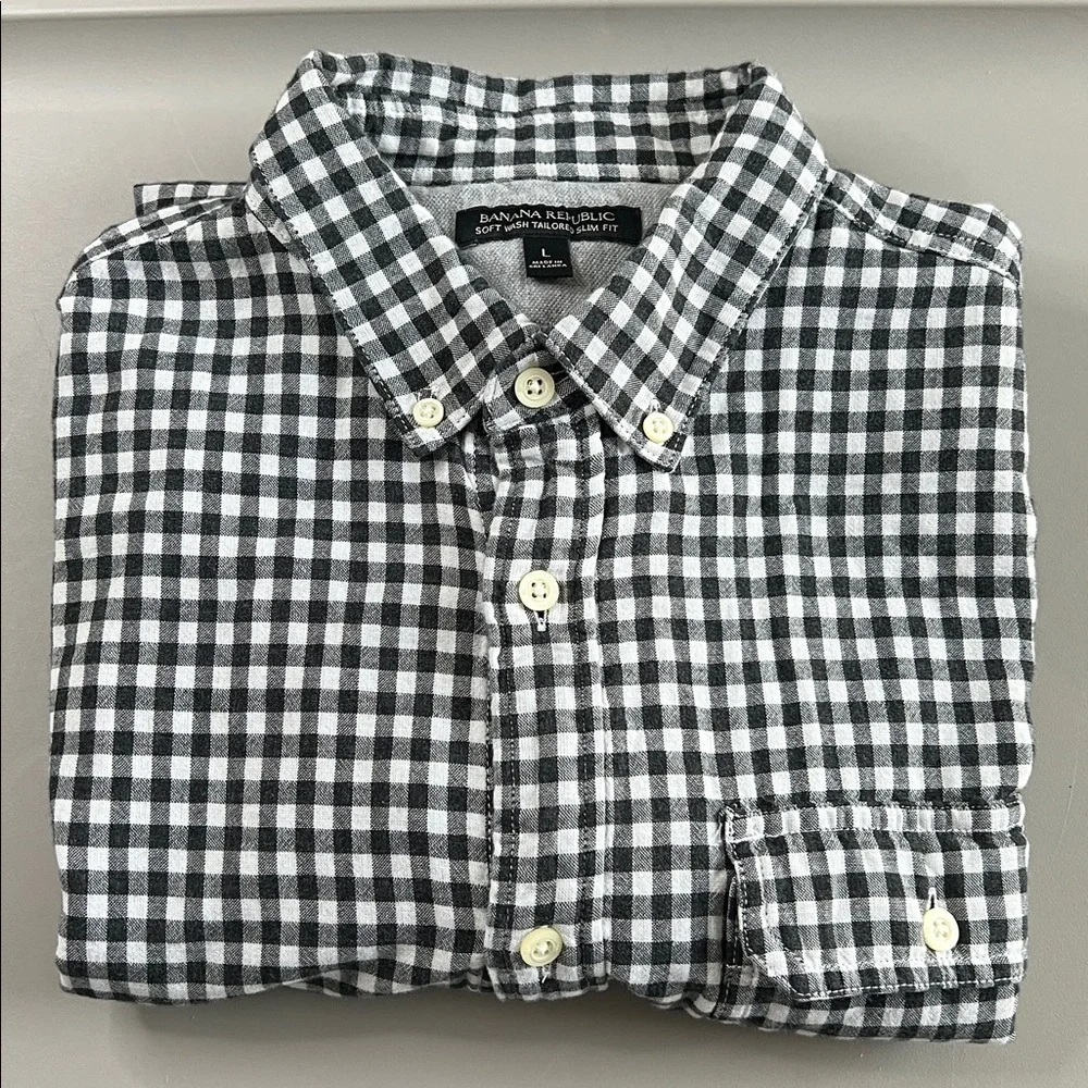 Banana Republic Soft Wash Tailored Slim Fit Plaid Button Down Black/White Size L